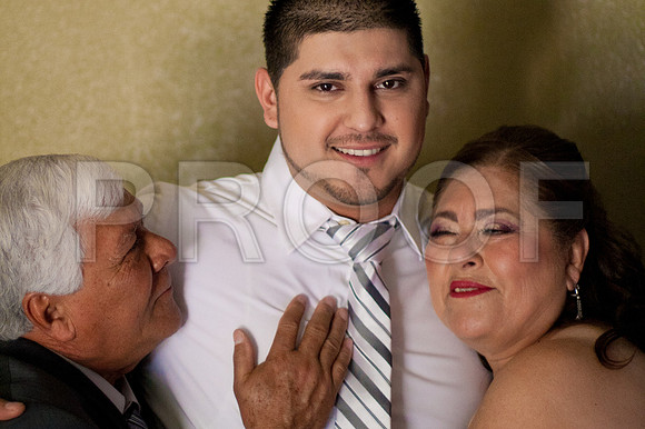 Getting_Ready_Jose_231