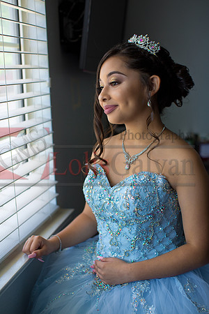Samantha Mis Quince Event R_0105