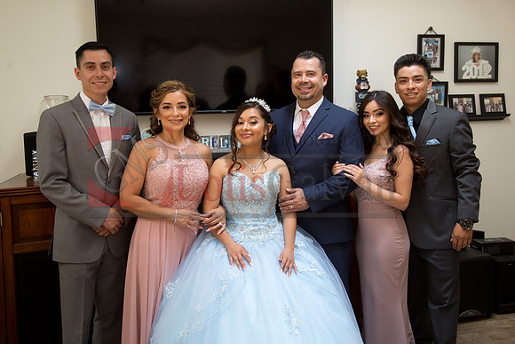 Samantha Mis Quince Event R_0125