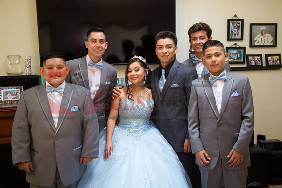 Samantha Mis Quince Event R_0136