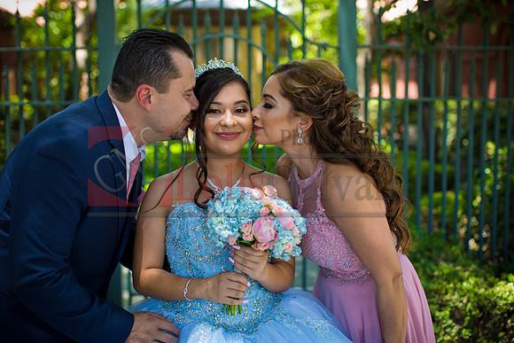 Samantha Mis Quince Event R_0164