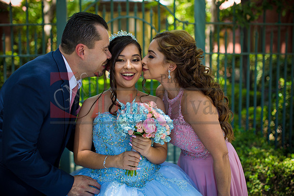 Samantha Mis Quince Event R_0166