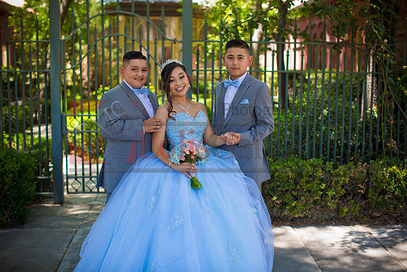 Samantha Mis Quince Event R_0253