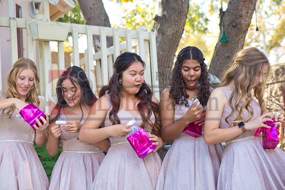 Julianna's  XV_0082