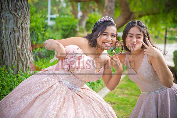 Julianna's  XV_0183