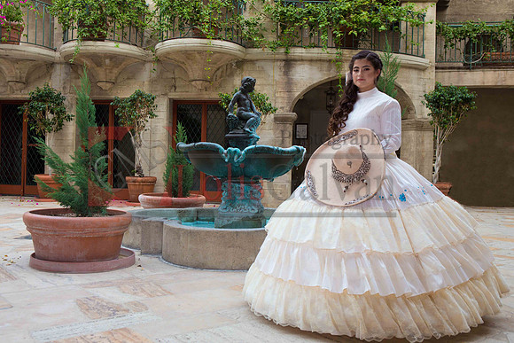 Nayeli Bbay Pict 2_0165-Edit