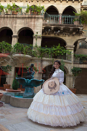 Nayeli Bbay Pict 2_0166-Edit